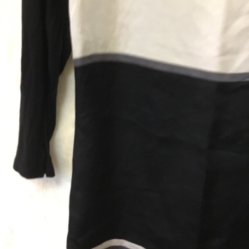Coldwater Creek Black and Gray Block Long-SleeveTunic - Picture 4 of 15